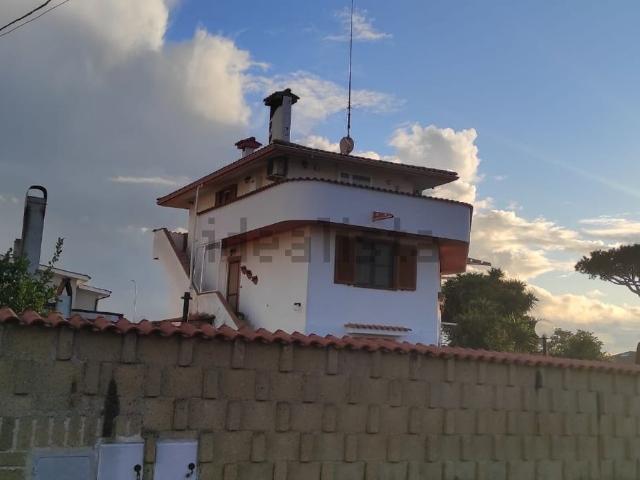 Appartamento in vendita di 110 m² in Via Isernia, 4