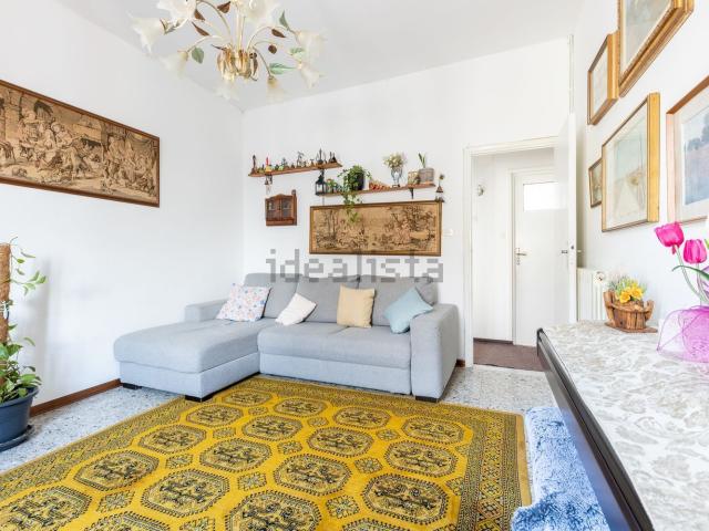Appartamento in vendita di 110 m² in Via IV Novembre, 45