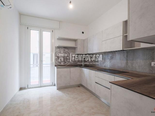 Appartamento in vendita di 110 m² in Via Jacopo Landoni