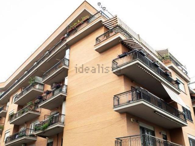 Appartamento in vendita di 110 m² in Via Jaime Pintor