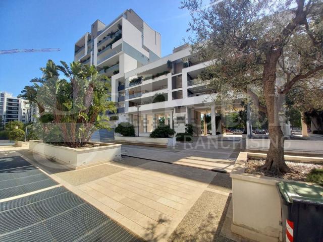 Appartamento in vendita di 110 m² in Via Orfeo Mazzitelli