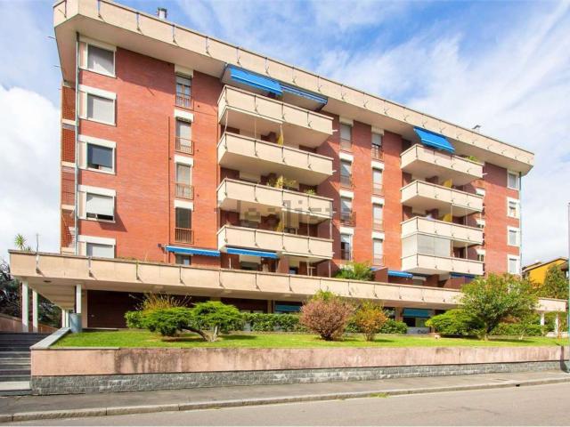 Appartamento in vendita di 110 m² in Via L. Faverio Pogliani, 1