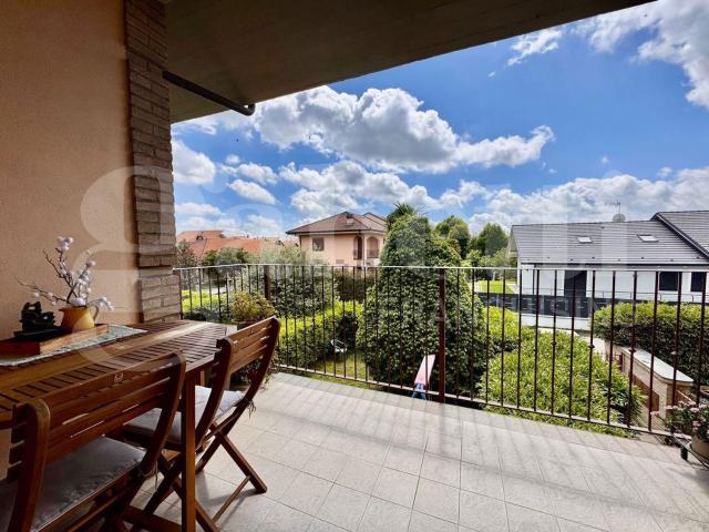 Appartamento in vendita di 110 m² in Via Lora