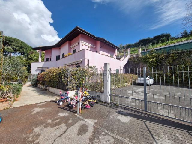 Appartamento in vendita di 110 m² in Via Lavadore, 24
