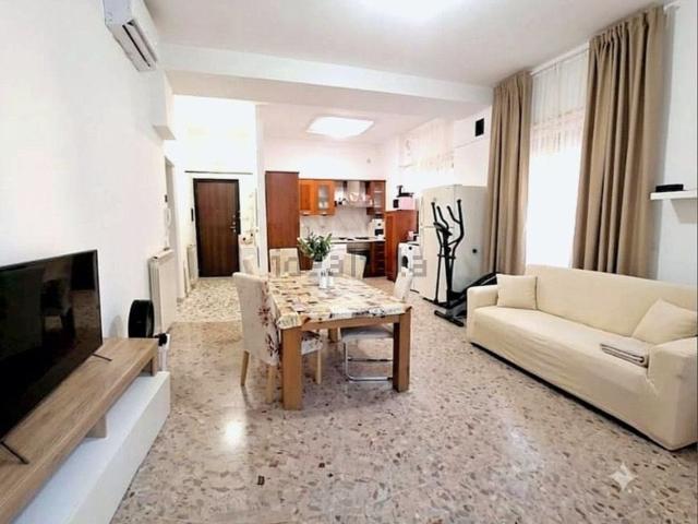 Appartamento in vendita di 110 m² in Via Leonardo Da Vinci, 49