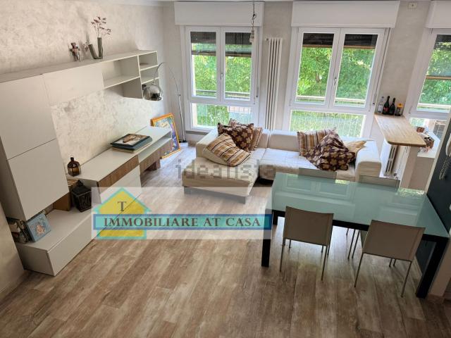 Appartamento in vendita di 110 m² in Via Leopoldo Moggi