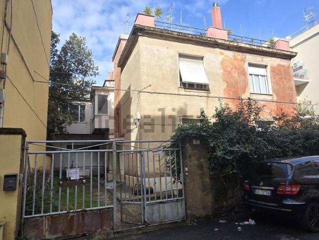 Appartamento in vendita di 110 m² in Via Leopoli