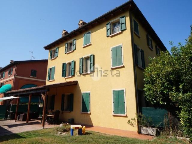 Appartamento in vendita di 110 m² in Via Luigi Carlo Farini, 33