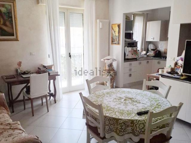 Appartamento in vendita di 110 m² in Via Luigi Settembrini, 8