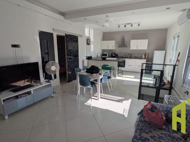 Appartamento in vendita di 110 m² in Via Luigi Spallanzani, 21