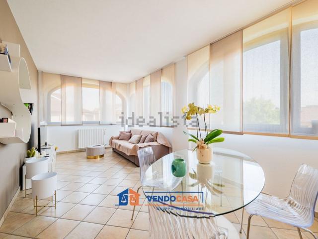 Appartamento in vendita di 110 m² in Via Monsignor Benedetto Ravina, 6