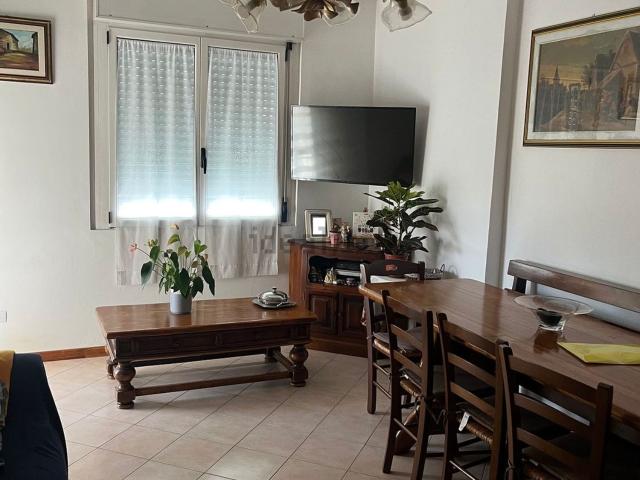 Appartamento in vendita di 110 m² in Via Montalese
