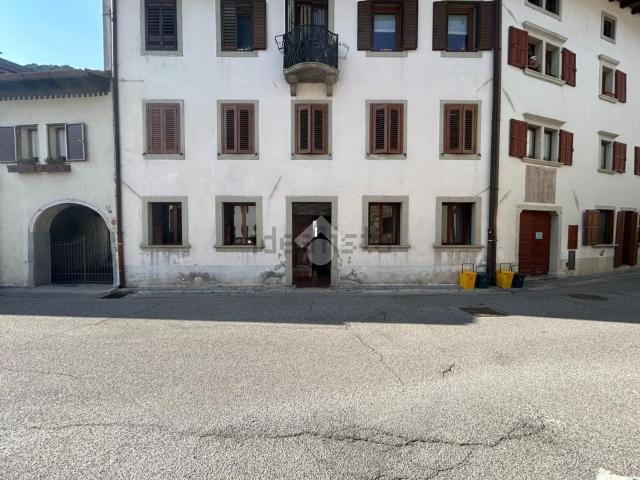 Appartamento in vendita di 110 m² in Via Monte Grappa, 52