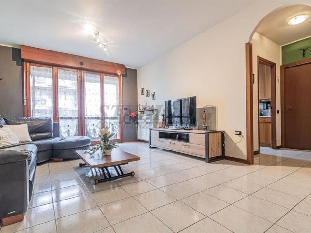 Appartamento in vendita di 110 m² in Via Monte Sabotino