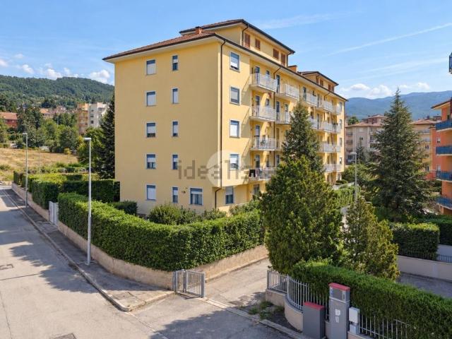 Appartamento in vendita di 110 m² in Via Monte Velino, 27
