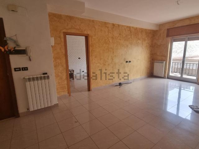 Appartamento in vendita di 110 m² in Via Montebello