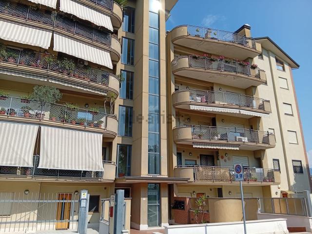 Appartamento in vendita di 110 m² in Via Madonna Di Loreto