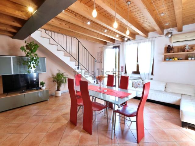 Appartamento in vendita di 110 m² in Via Mantova