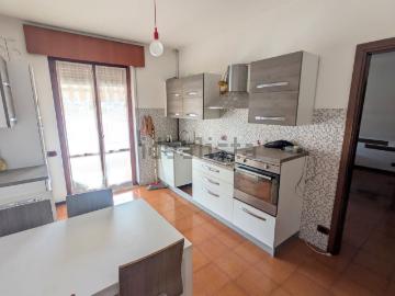 Appartamento in vendita di 110 m² in Via Mantovana