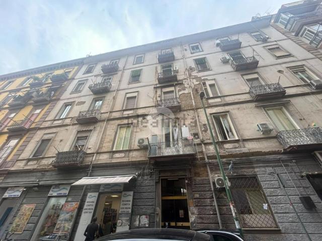Appartamento in vendita di 110 m² in Via Marco Aurelio Severino, 33