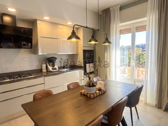 Appartamento in vendita di 110 m² in Via Marconi