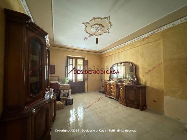 Appartamento in vendita di 110 m² in Via Mare, 102
