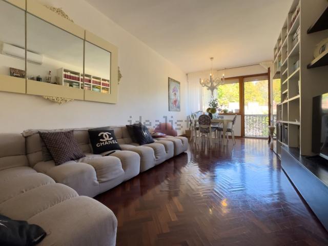Appartamento in vendita di 110 m² in Via Mario Lalli