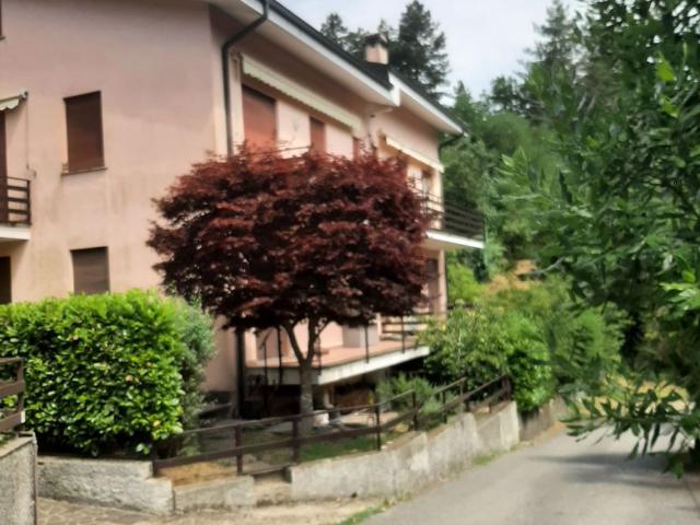 Appartamento in vendita di 110 m² in Via Mario Padovani, 9