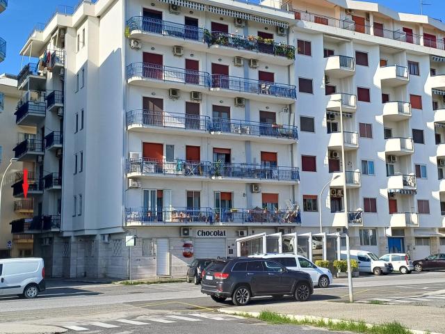 Appartamento in vendita di 110 m² in Via Martiri di Gerace, 47