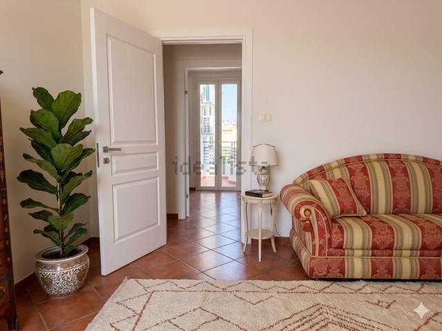Appartamento in vendita di 110 m² in Via Menza, 16