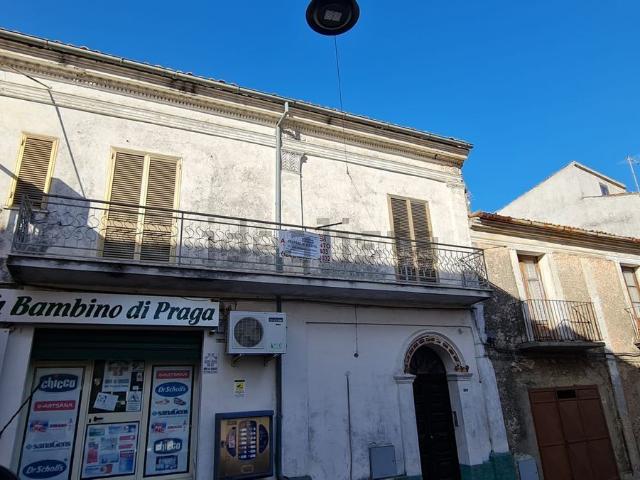 Appartamento in vendita di 110 m² in Via nazionale