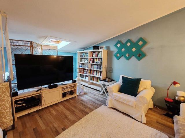 Appartamento in vendita di 110 m² in Via nazionale, 84