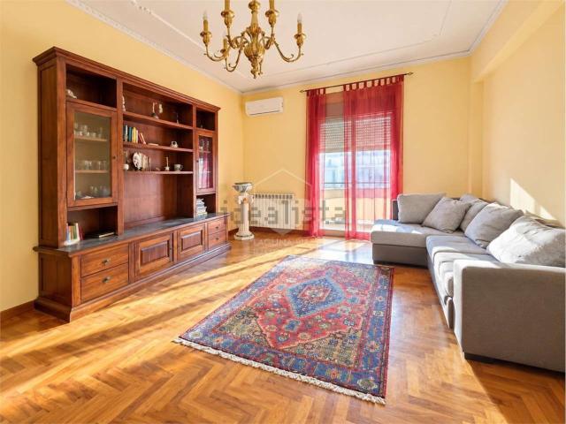 Appartamento in vendita di 110 m² in Via Salemi