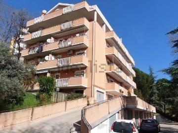 Appartamento in vendita di 110 m² in Via San Camillo de Lellis, 73