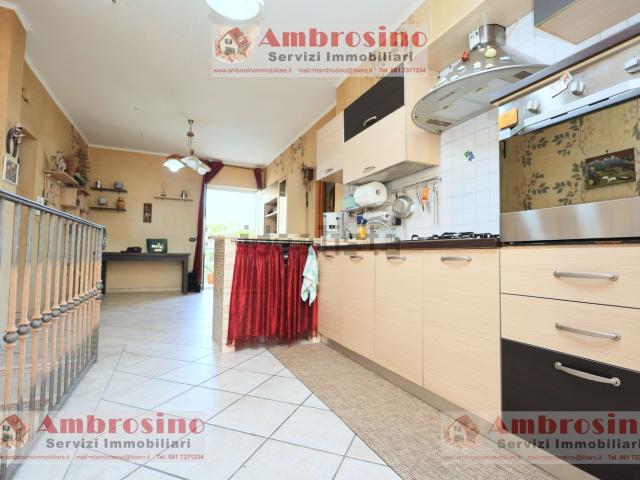 Appartamento in vendita di 110 m² in Via San Vito, 85