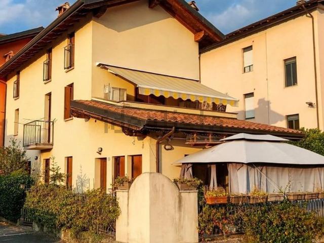 Appartamento in vendita di 110 m² in Via San Zenone, 22