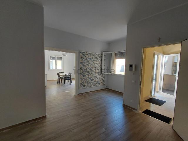Appartamento in vendita di 110 m² in Via Santa Costanza, 40