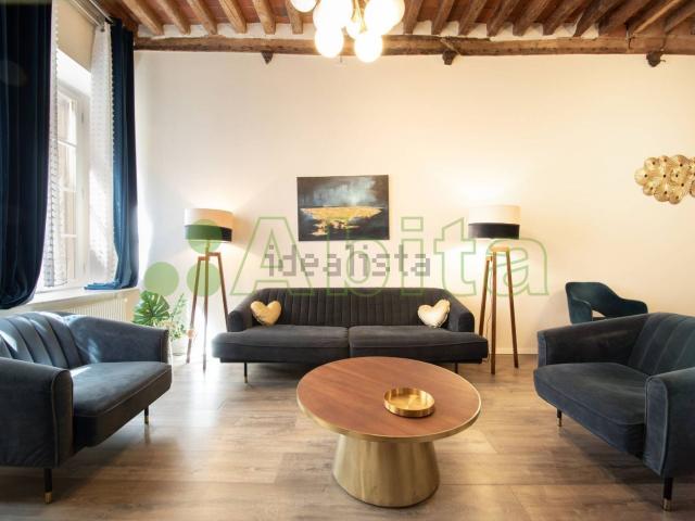 Appartamento in vendita di 110 m² in Via Santa Croce, 25