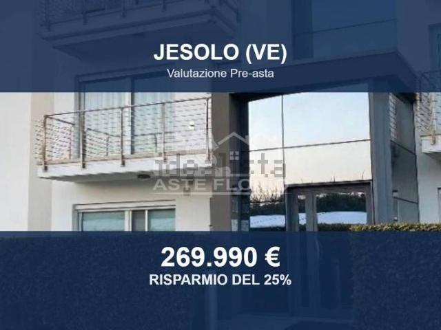 Appartamento in vendita di 110 m² in Via Scirocco, 10