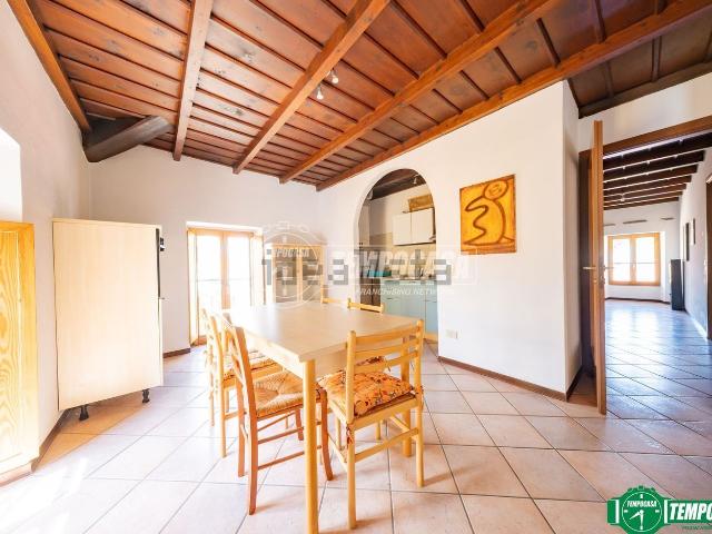 Appartamento in vendita di 110 m² in Via Sempione, 73