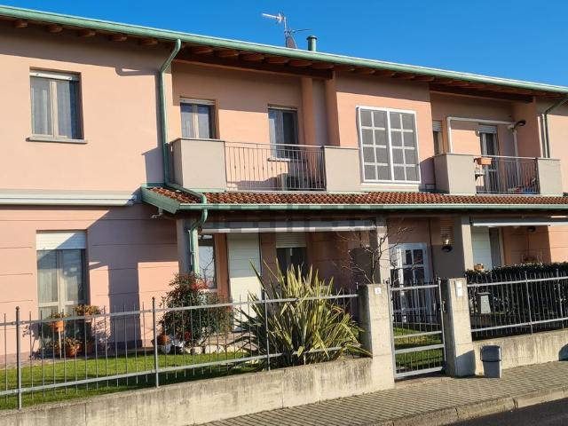 Appartamento in vendita di 110 m² in Via Stefano Allocchio