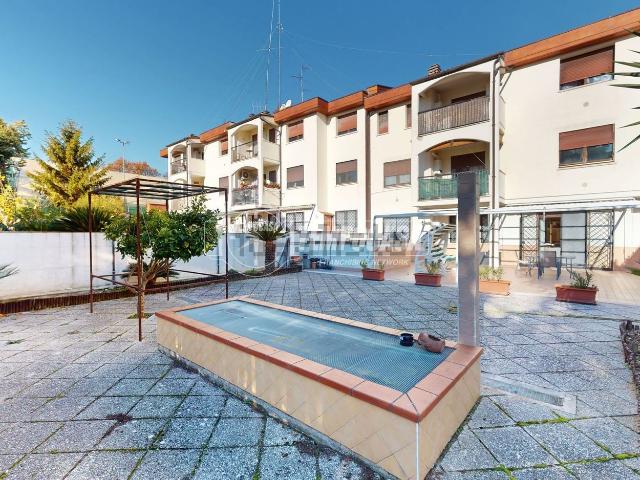 Appartamento in vendita di 110 m² in Via Padre Girolamo Moretti