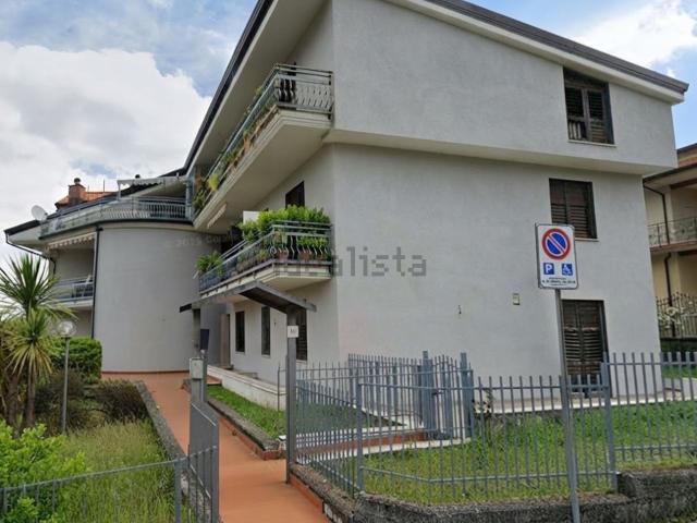 Appartamento in vendita di 110 m² in Via Palazzo Parisi