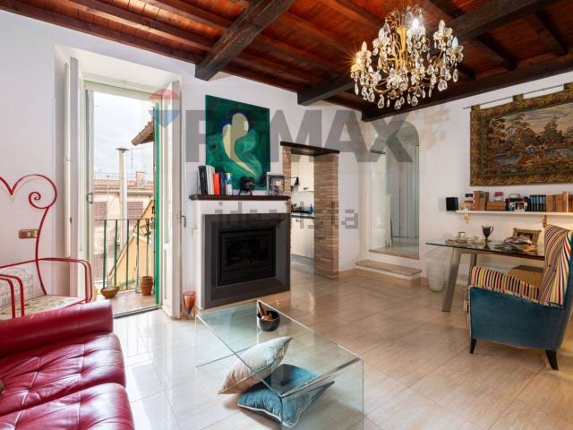 Appartamento in vendita di 110 m² in Via Paluzzi, 3