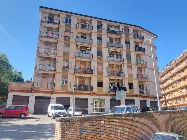 Appartamento in vendita di 110 m² in Via Paolo IV Carafa, 66