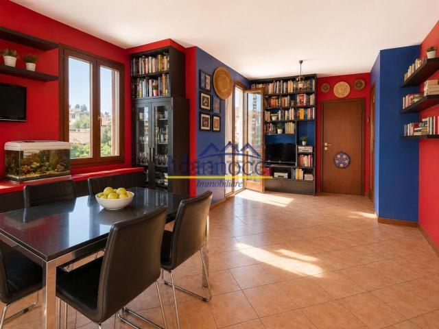 Appartamento in vendita di 110 m² in Via Paradisa