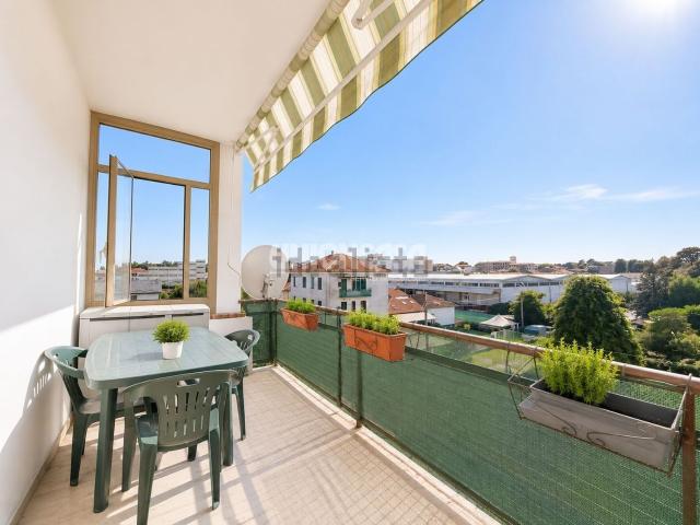 Appartamento in vendita di 110 m² in Via Parini