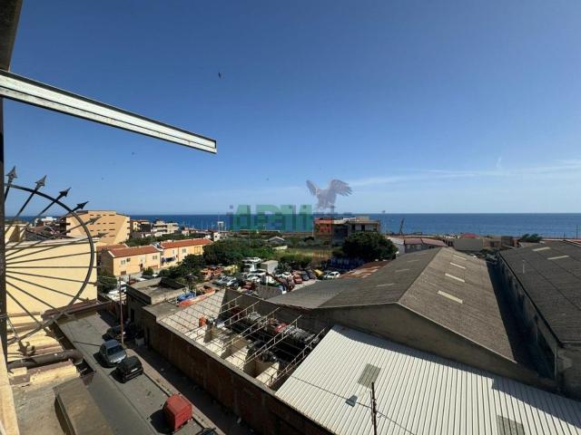 Appartamento in vendita di 110 m² in Via Peppino Surfaro, 70