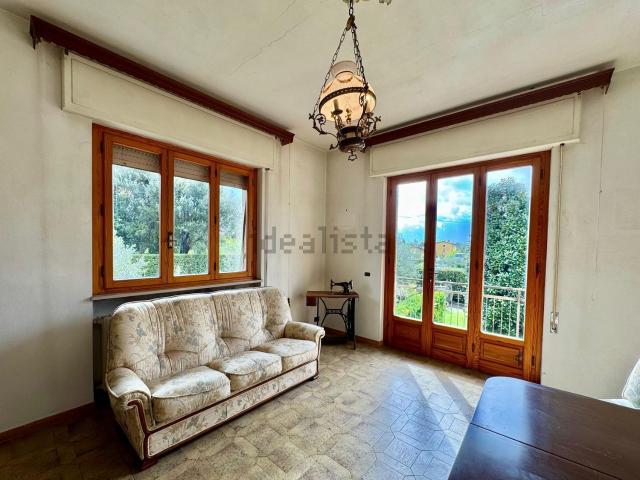 Appartamento in vendita di 110 m² in Via per Camaiore, 4272