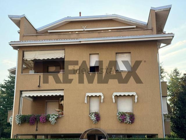 Appartamento in vendita di 110 m² in Via per San Giorgio su Legnano, 67